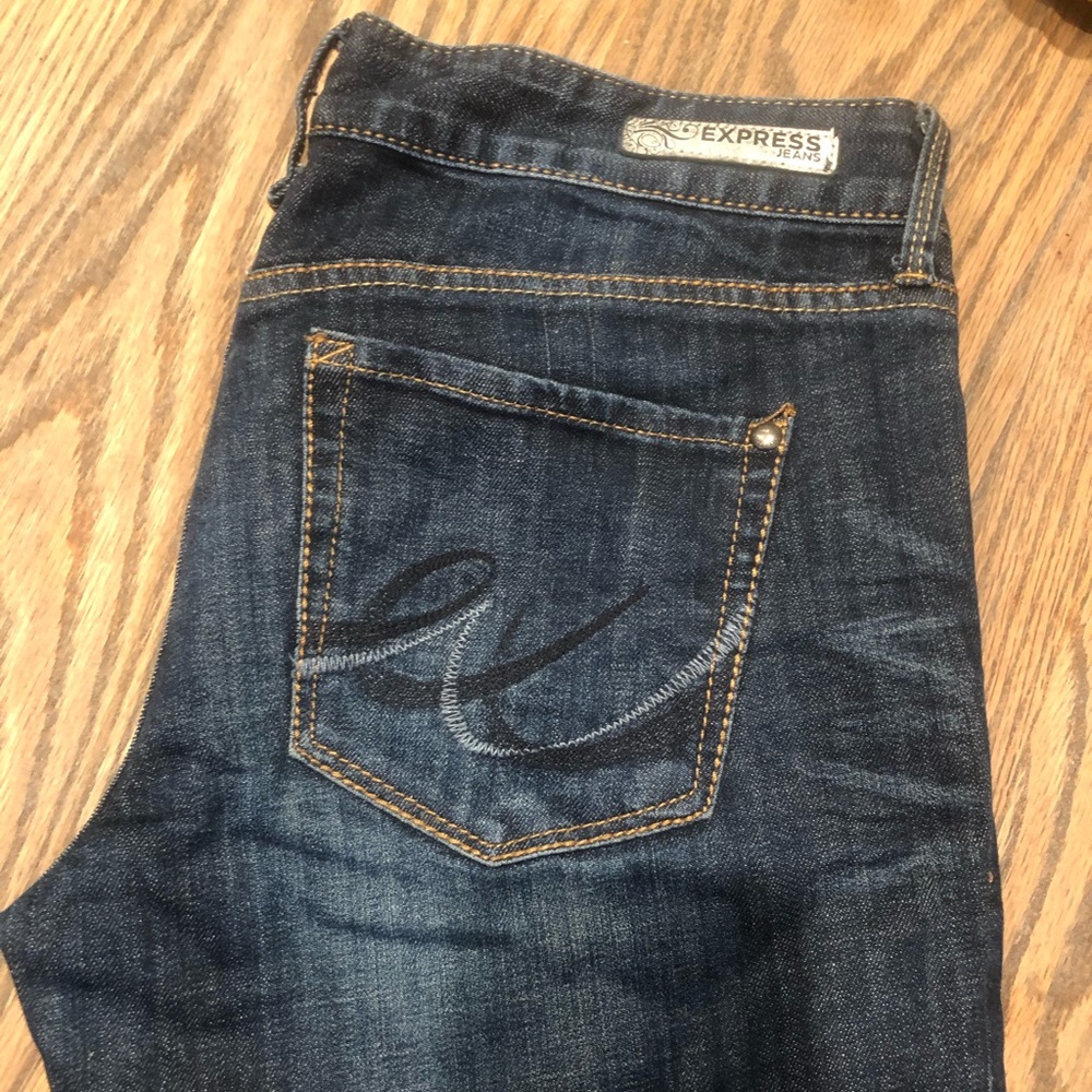 Express Jeans - Picture 2 of 4